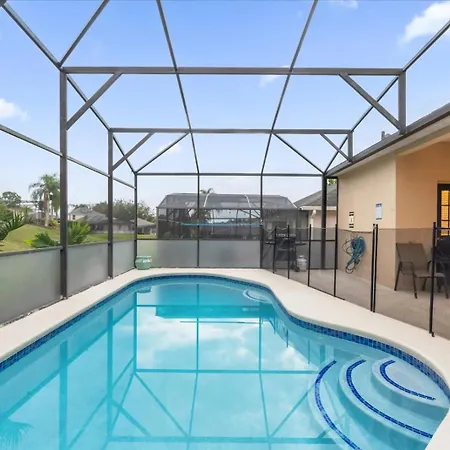 Davenport Luxury 8-Guest Villa